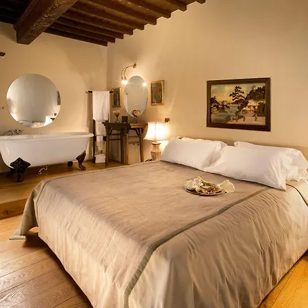 Graziella Patio فندق أريتسو
