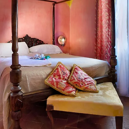 Graziella Patio فندق